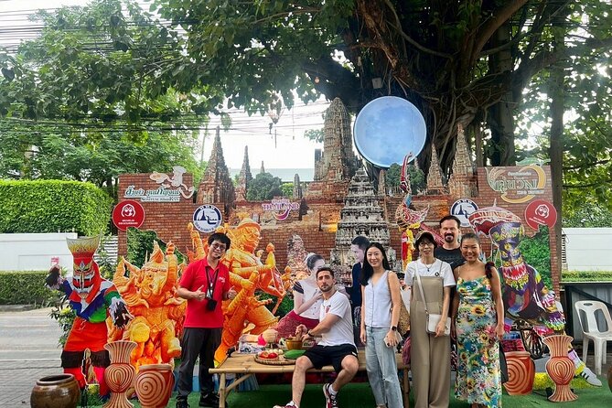 Bangkok Night Market Tour Dinner and Vintage Find - The ride from Ekkamai to Srinakarin