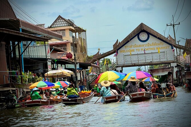 Bangkok: Private Floating Market and Train Market - Mae Klong Railway Market and the Passing Train