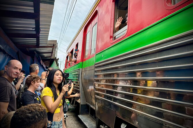 Bangkok: Private Floating Market and Train Market - What the Private Format Changes