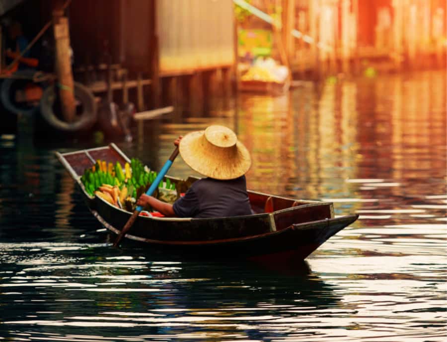 Bangkok: Private Floating & Railway Markets with Farm Visits - What the $290 private price really buys