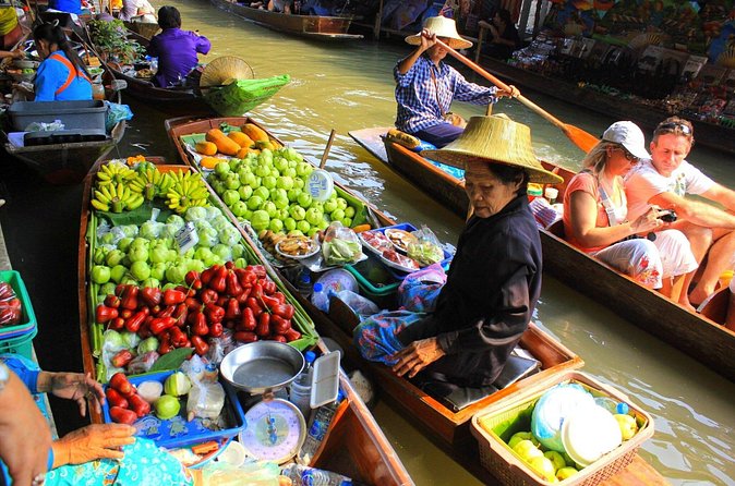 Bangkok: Railway and Floating Market Tour + Dragon Temple - Is $27 good value?