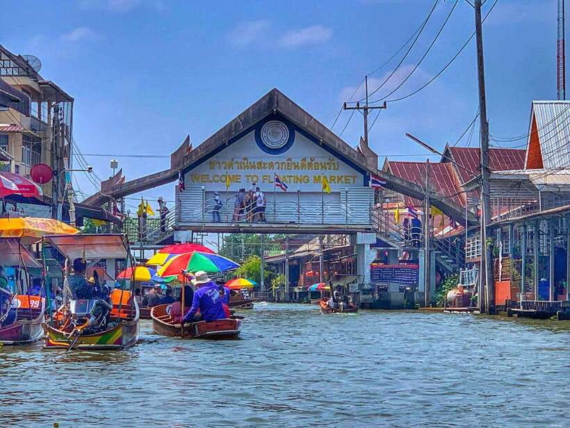 Bangkok: Train Market & Floating Market with Boat Ride - What the $25 price delivers
