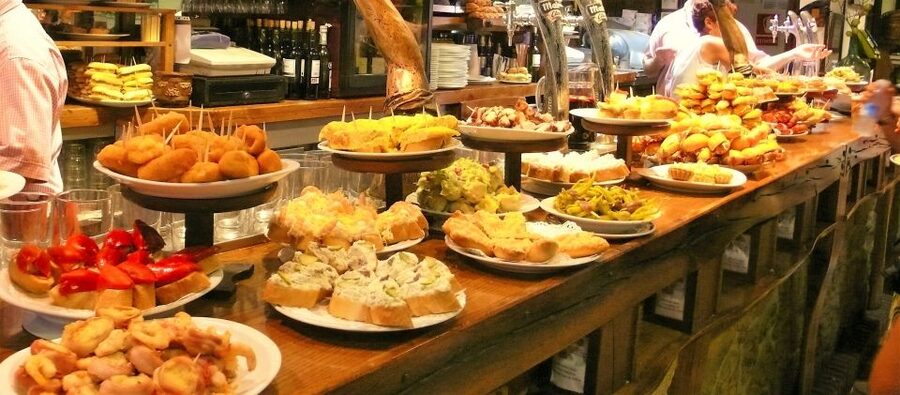 Barcelona: 4-Hour Private Market & Foodie Tour - Key points at a glance