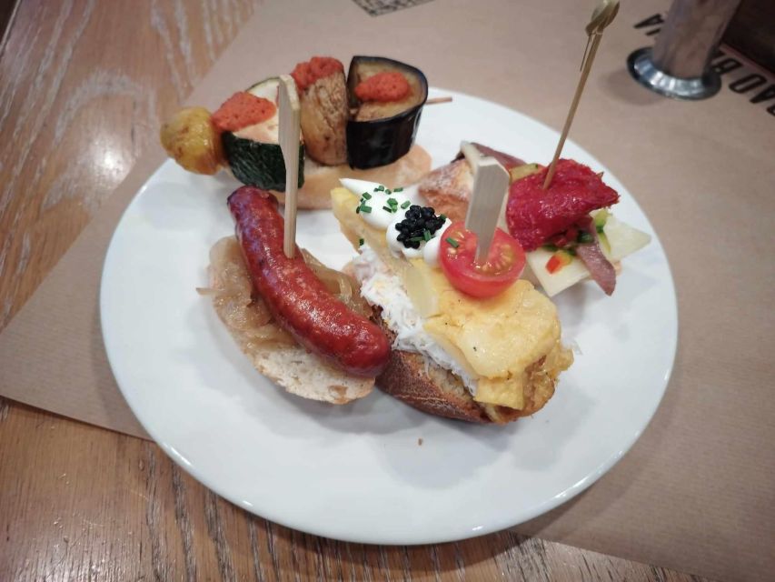 Barcelona: Boqueria Market & Barrio Gotico Street Food Tour - Santa Caterina Market, when the timing works