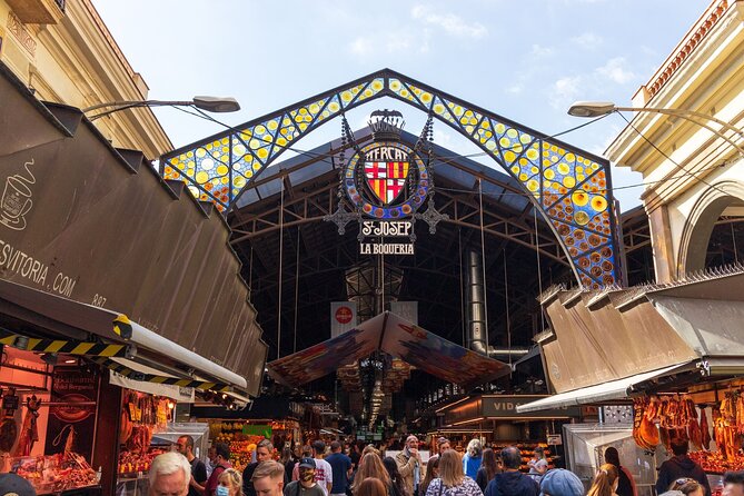 Barcelona Food Markets Private Tour with Tastings - Las Ramblas: a short walk through Barcelona’s main artery