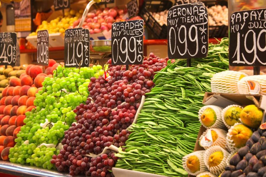 Barcelona: Market, Tasty Tapas/Food and Gothic History Tour - Jamón, Manchego, and cava to finish