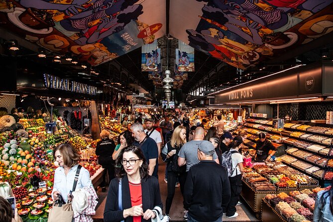 Barcelona Markets Tour - Caganer.com and a very Catalan custom