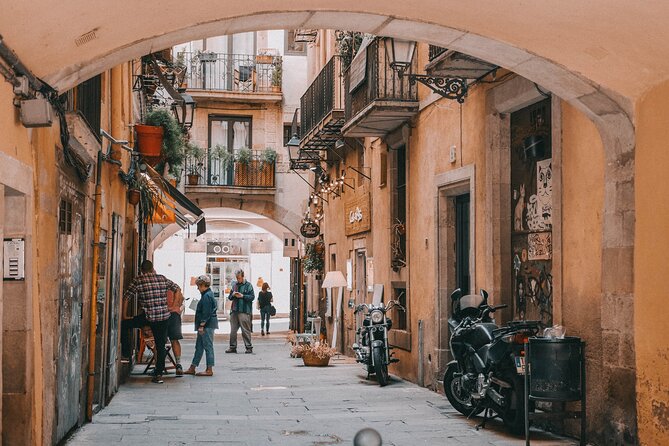 Barcelona Paella Cooking Class with Market Visit, Tapas & Sangria - What the $114.88 price really covers