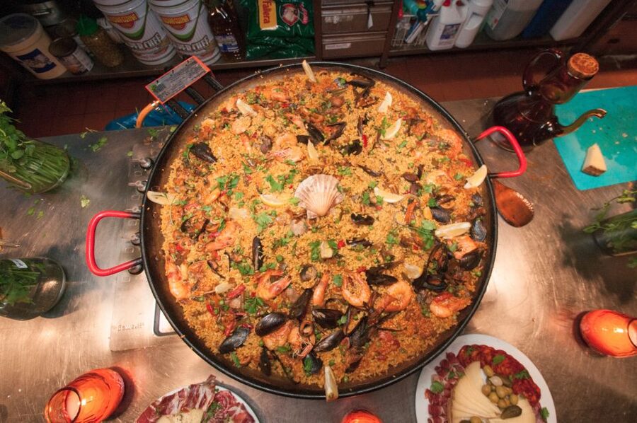 Barcelona: Paella Cooking Experience & Boqueria Market Tour - Why this Barcelona cooking class works