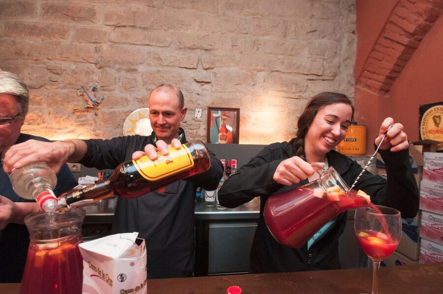 Barcelona: Paella Cooking Experience & Boqueria Market Tour - Who will enjoy this experience most