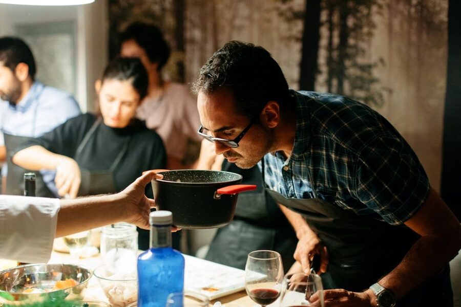 Barcelona: Paella Cooking Workshop and Market Tour - Who will get the most from this class?
