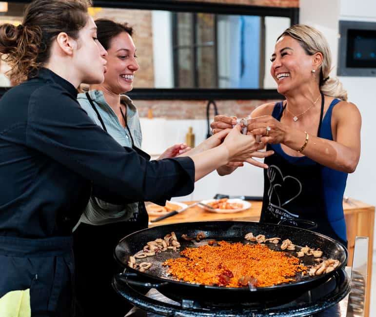 Barcelona: Seafood Paella Cooking Class & Boqueria market - Key points at a glance