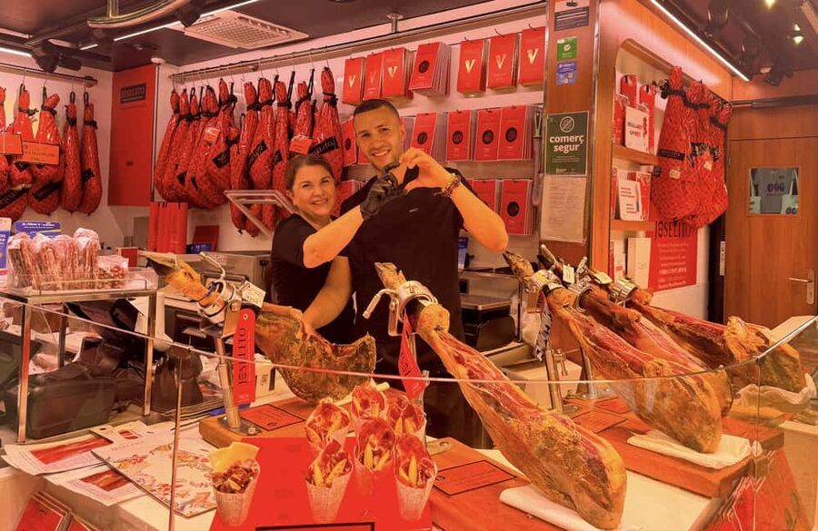 Barcelona: Seafood Paella Cooking Class & Boqueria market - Timing, meeting point, and practical details