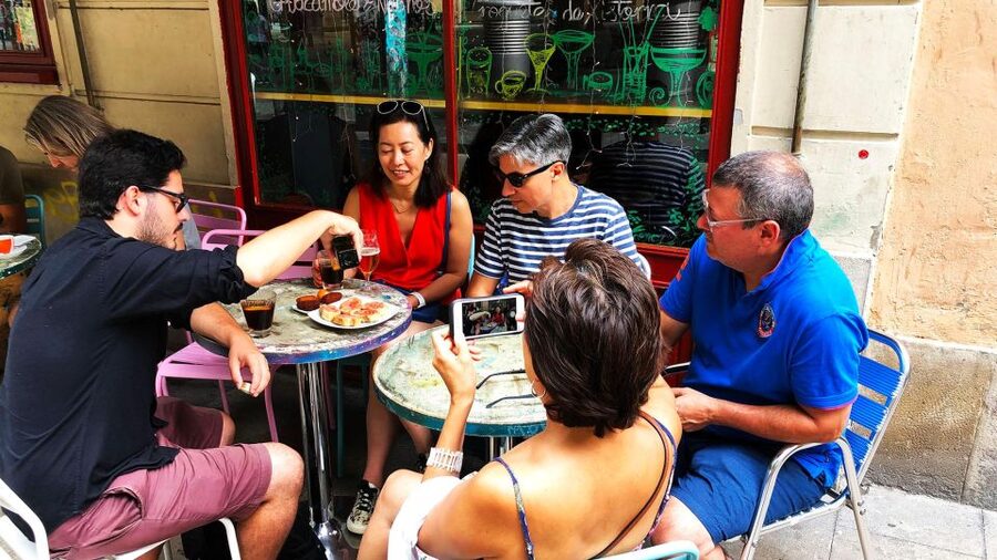 Barcelona: Street Food & Sightseeing Tour with Local Market - Who will enjoy this Barcelona food walk?