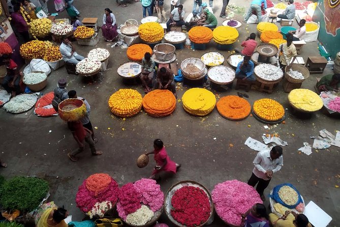 Bengaluru Pete City Market Half-Day Walking Tour - KR Market, Bengaluru’s most memorable hour