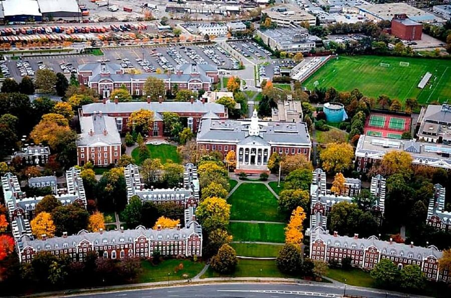 Best Of Boston: Harvard, MIT and Harbor Cruise 1 Day Tour - Harvard Yard in one focused hour