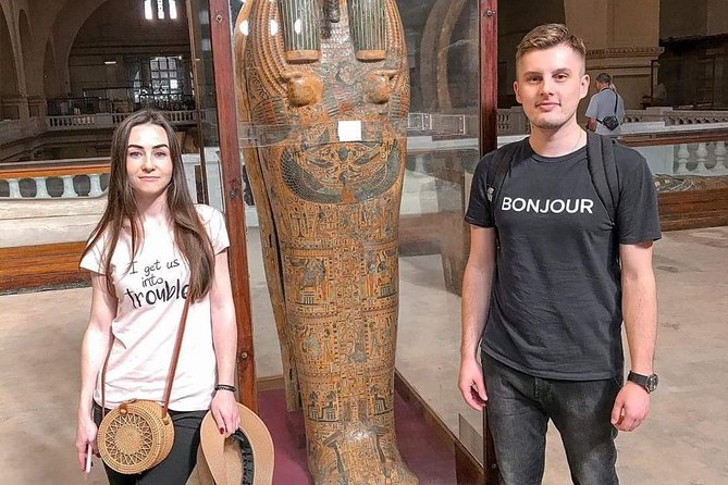 Best of Cairo: the Pyramids, Sphinx, Egyptian Museum, Bazaars & Lunch from Cairo - Lunch at a local restaurant