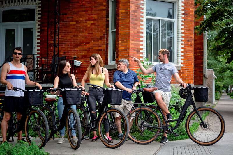 Bike/E-bike tour Plateau,MileEnd, Jean-Talon Market by Fitz - Starting at Maison des Cyclistes