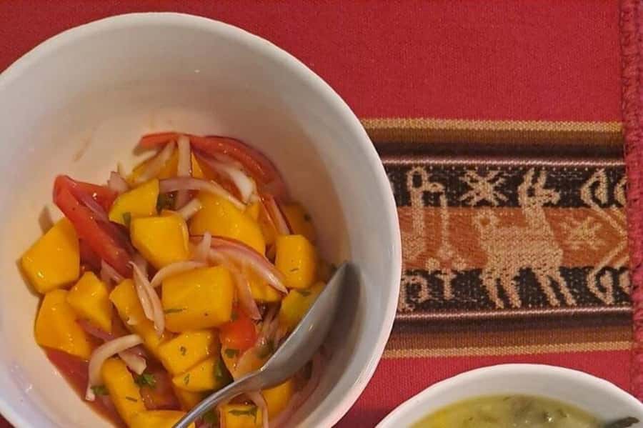 Bogotá: Colombian Cooking Class with Market Visit - What makes the food lesson worthwhile