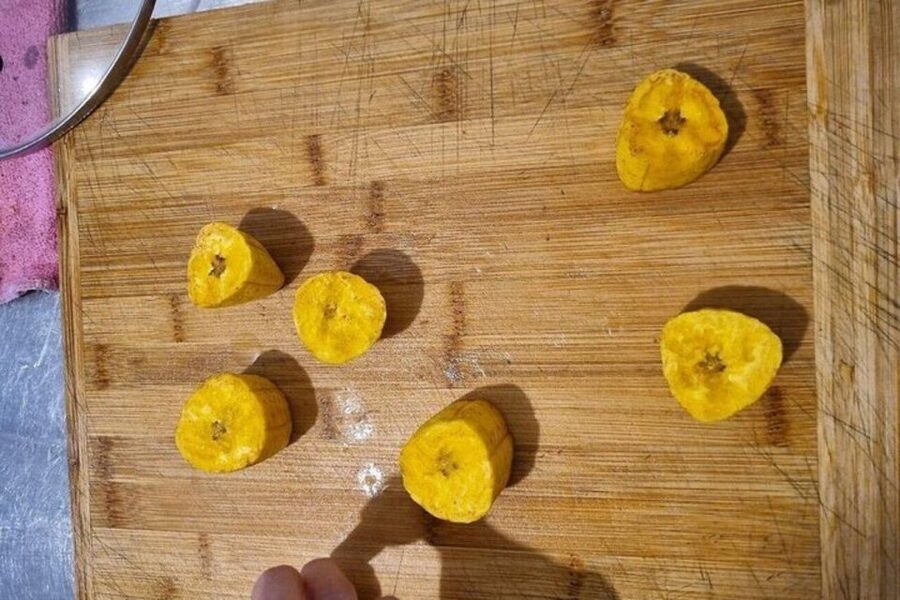 Bogotá: Colombian Cooking Class with Market Visit - Coffee, juice, or a Colombian herbal infusion