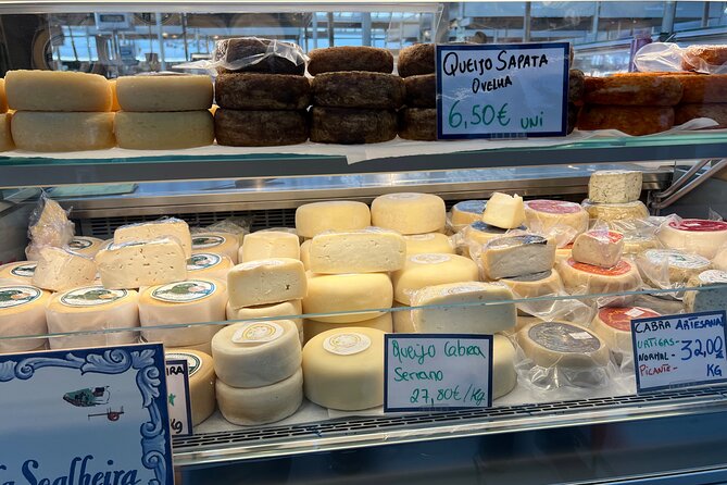 Bolhão Market Guided Food Tour - The guides are the key variable