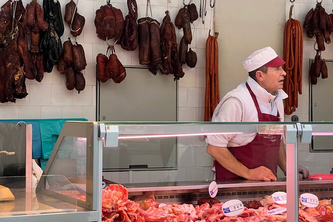 Bolhão Market Guided Food Tour - Who will enjoy this food walk most?