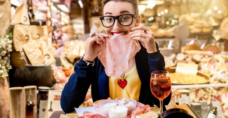 Bologna: Small Group Food market Walking Tour with Tasting - Why this Bologna food walk works