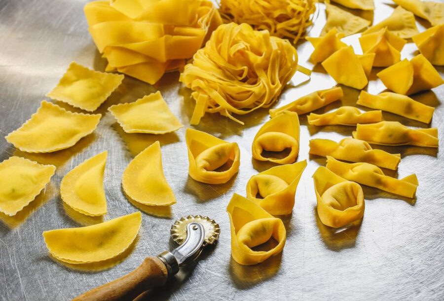 Bologna: Small Group Food market Walking Tour with Tasting - Guide quality and the small-group feel