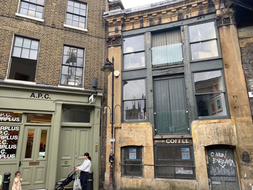 Borough Market Food Tour - Stories of ghosts, films, and old London