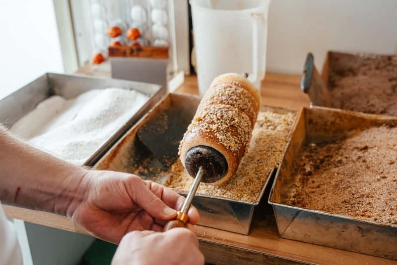 Budapest: Food Tour Market to Tavern: 14+ Tasters & Wines - Bakery flavors and smaller street-food stops