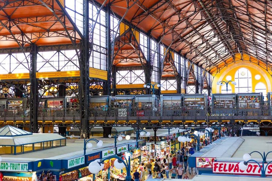 Budapest: Kickstart the City - Local Market Tasting Tour - Sausages, salamis, and the place of paprika