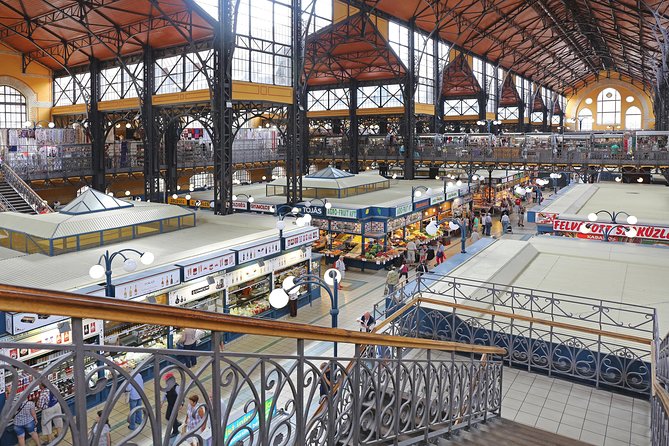 Budapest's Central Market Hall And Hosok Tere With A Local Host - The Synagogue and Budapest’s Jewish heritage
