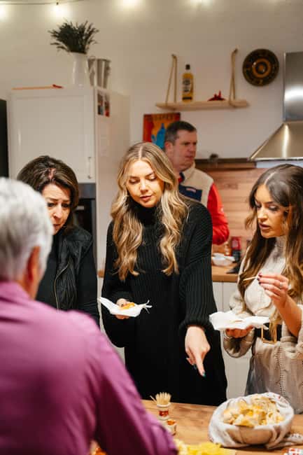 Budapest: Small-Group Cooking Class & Market Tour with Local - Key points at a glance