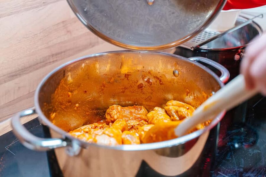 Budapest: Small-Group Cooking Class & Market Tour with Local - Who should book this cooking class?
