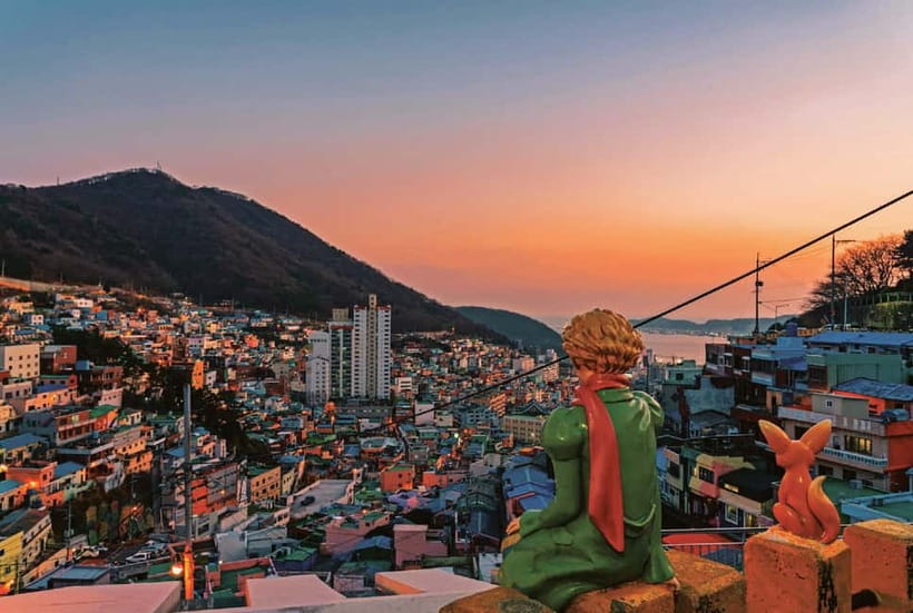 Busan Night Tour: Market, Skywalk & Optional SnapShot - Walking over Songdo Skywalk