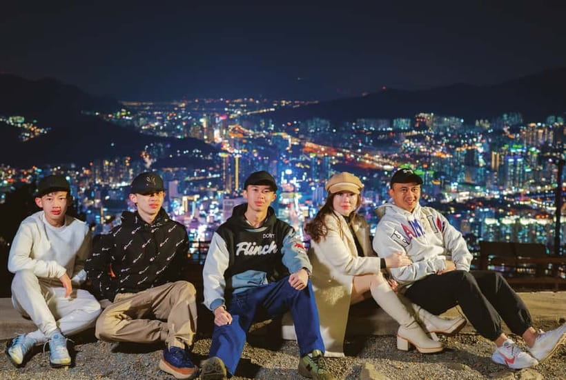 Busan: Night Tour with Jagalchi Market and Skywalk - Key points at a glance