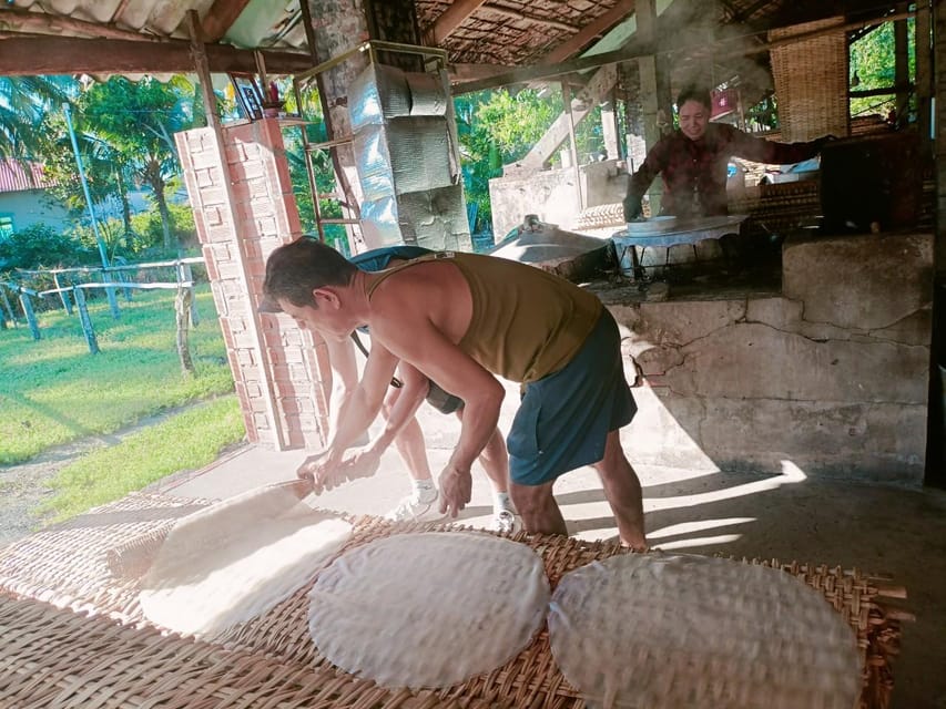 Cai Rang and Phong Dien Floating Market Explore Mekong Delta - The narrow canals near Phong Dien
