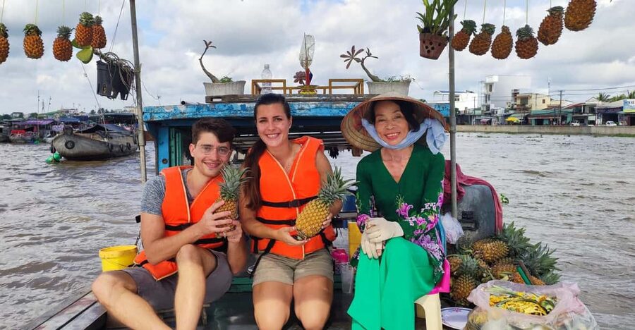 Cai Rang and Phong Dien Floating Market Explore Mekong Delta - Cai Rang, Vietnam’s largest floating market