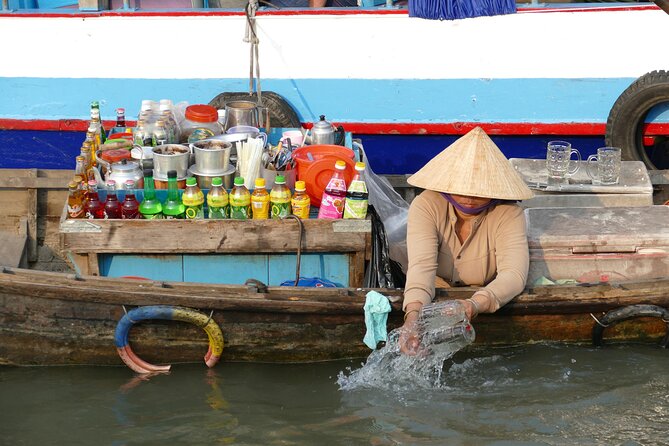 Cai Rang Floating Market - My Tho & Ben Tre - VIP Private Tour - Making banh xeo and eating across the delta