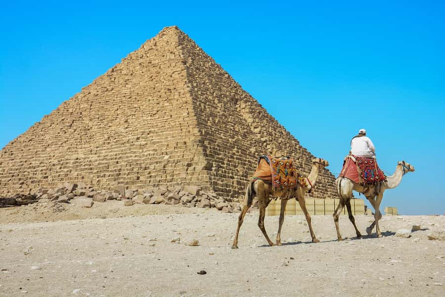 Cairo: 2-Day Pyramid, Museum, Bazaar Private Tour - Old Cairo brings the city closer