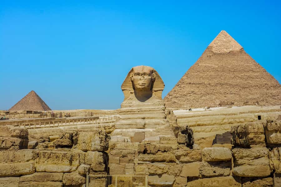 Cairo: 2-Day Pyramid, Museum, Bazaar Private Tour - A felucca ride slows Cairo down