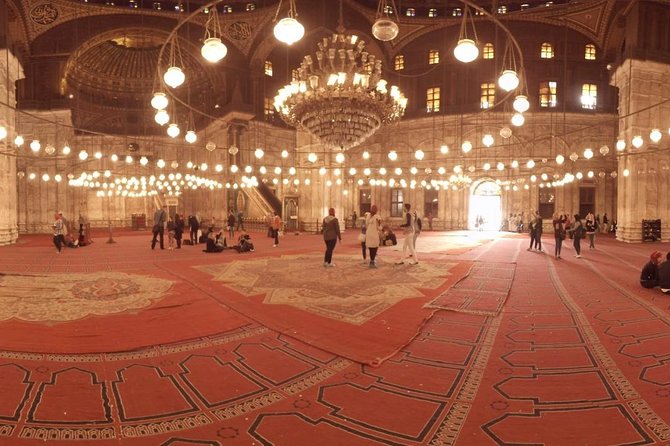 Cairo Day Tour visit Egyptian Museum, Citadel and Khan Khalil Bazaar - Who should choose this Cairo tour?