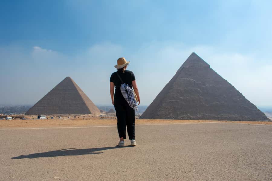 Cairo: Egyptian Museum, Pyramids & Bazaar Tour - Khan el-Khalili: finish with Cairo’s old market