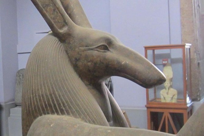 Cairo: Female-Guided Pyramids, Bazaar, and Museum Tour - Khan Al-Khalili and Cairo’s traditional market streets