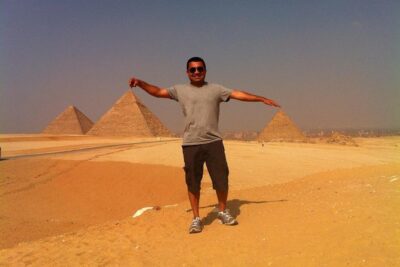 Cairo Full-Day Tours to Giza Pyramids ,Egyptian Museum & Bazaar