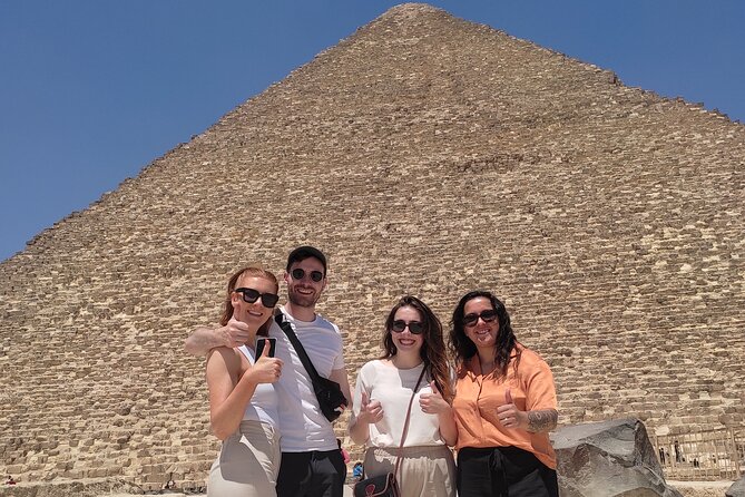 Cairo, Giza Pyramids, Great Sphinx, Egyptian Museum and Bazaar Private Tour - Lunch and the road into central Cairo