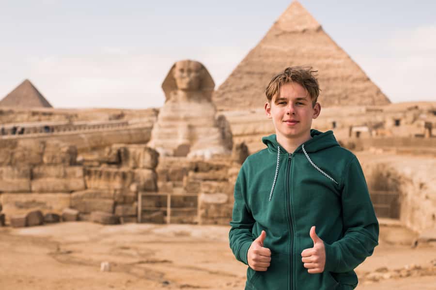 Cairo: Giza Pyramids, Museum & Bazaar Tour with Lunch - What the private format changes