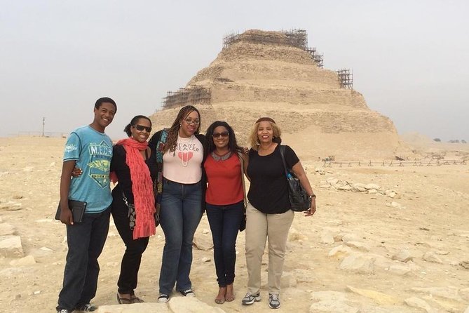 Cairo in One Day: Egyptian Museum,Pyramids Of Giza and Khan Khalil Bazaar - The value of private guiding and transport