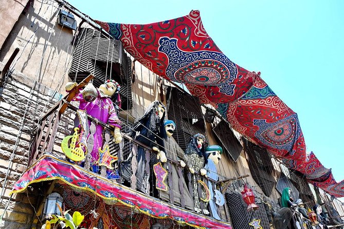 Cairo Layover Tour to Pyramids, Islamic Cairo & Tourist Bazaar - Giza in two hours: pyramids of the Fourth Dynasty
