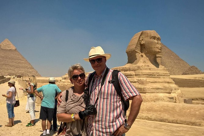 Cairo Layover Tours to Giza Pyramids Egyptian Museum & Bazaar - Khan el-Khalili: one hour in the old market